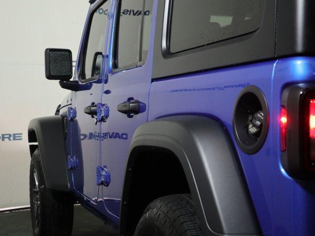 new 2025 Jeep Wrangler car, priced at $48,375