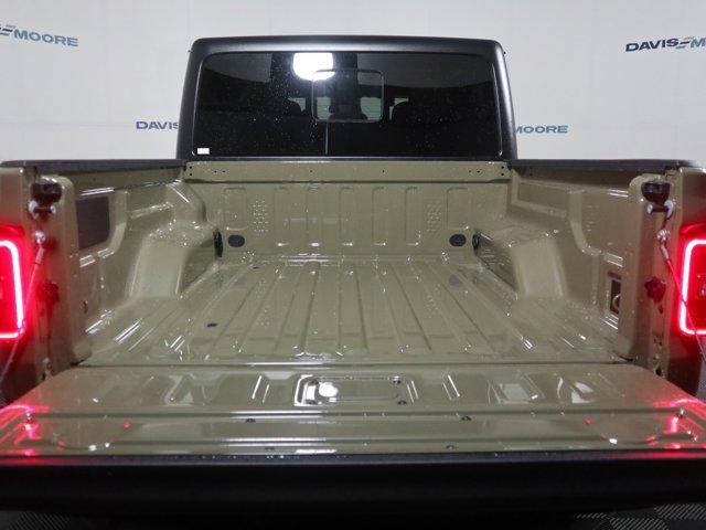 new 2025 Jeep Gladiator car, priced at $58,245