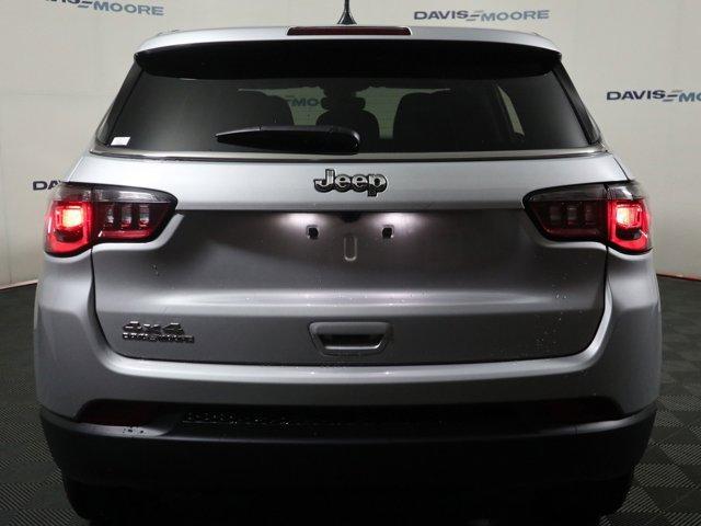 new 2025 Jeep Compass car, priced at $28,090