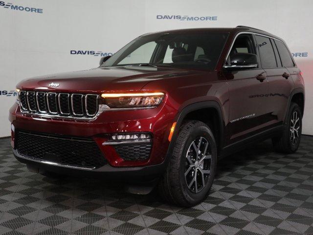 new 2025 Jeep Grand Cherokee car, priced at $52,935