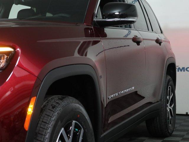 new 2025 Jeep Grand Cherokee car, priced at $52,935