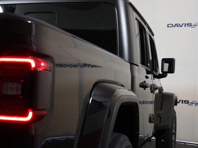 new 2024 Jeep Gladiator car, priced at $52,565