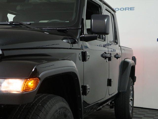 new 2024 Jeep Gladiator car, priced at $52,565