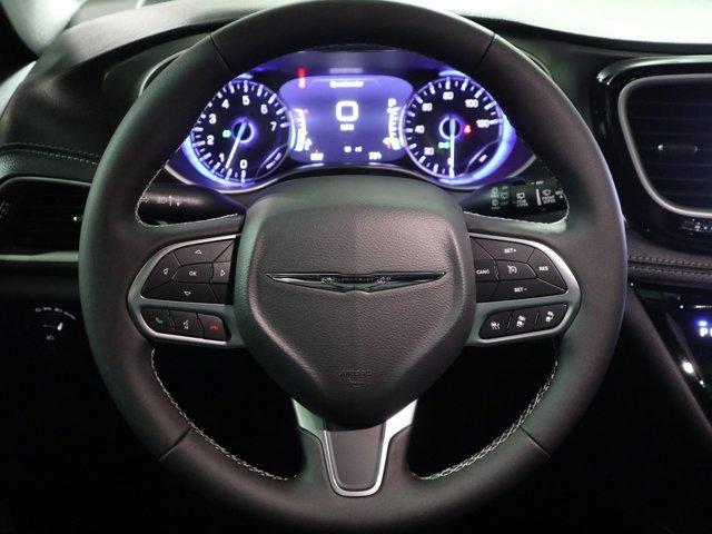 new 2025 Chrysler Pacifica car, priced at $46,220