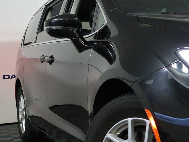 used 2022 Chrysler Pacifica car, priced at $25,995