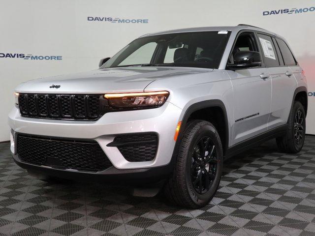 new 2025 Jeep Grand Cherokee car, priced at $47,725