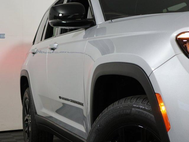 new 2025 Jeep Grand Cherokee car, priced at $47,725