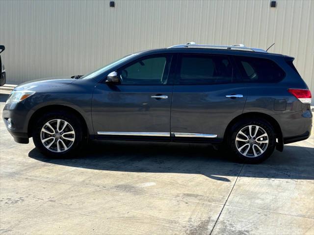 used 2013 Nissan Pathfinder car, priced at $8,499