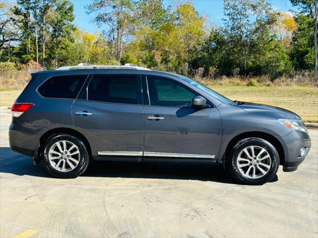 used 2013 Nissan Pathfinder car, priced at $8,499