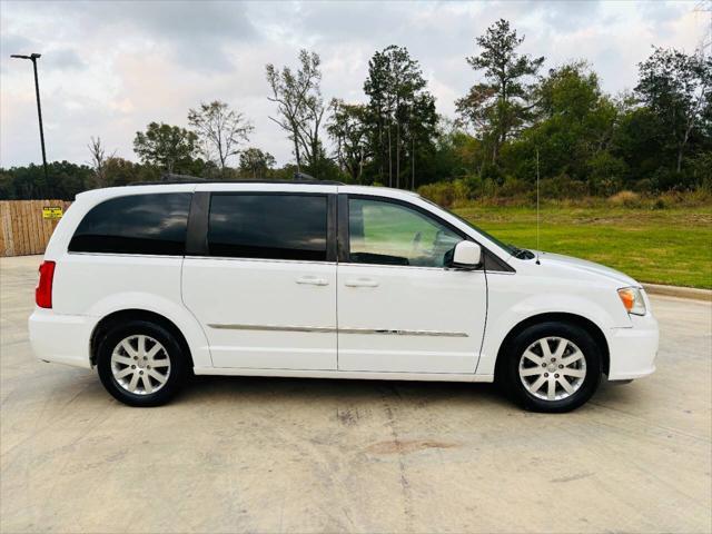 used 2016 Chrysler Town & Country car, priced at $7,499