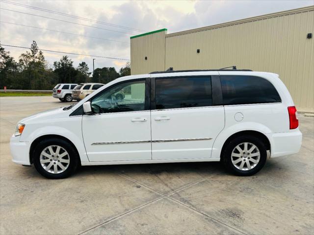 used 2016 Chrysler Town & Country car, priced at $7,499