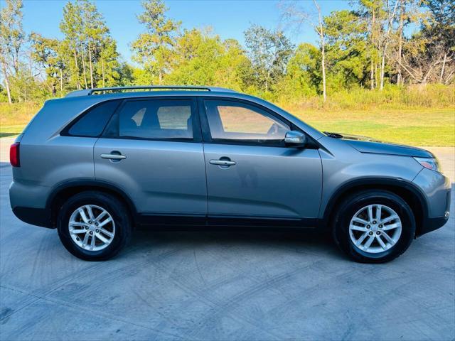 used 2015 Kia Sorento car, priced at $6,799