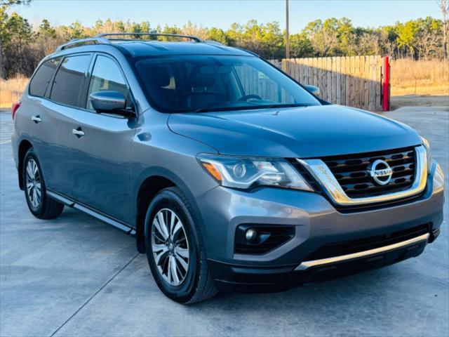 used 2017 Nissan Pathfinder car, priced at $9,999