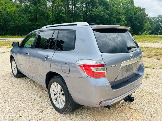 used 2008 Toyota Highlander Hybrid car, priced at $8,799