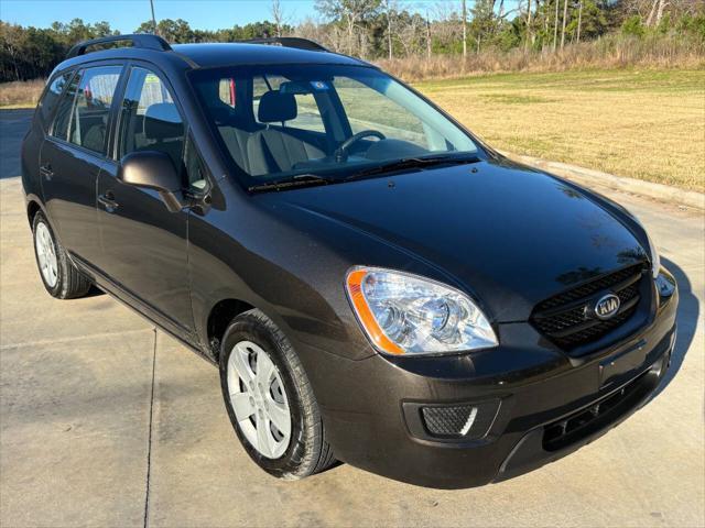 used 2009 Kia Rondo car, priced at $4,999