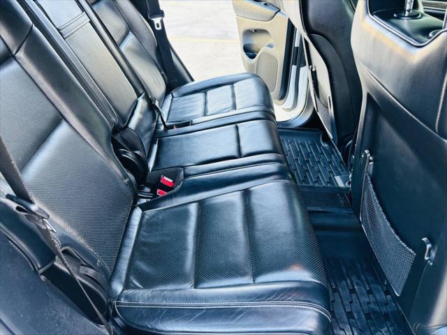 used 2017 Jeep Grand Cherokee car, priced at $15,999