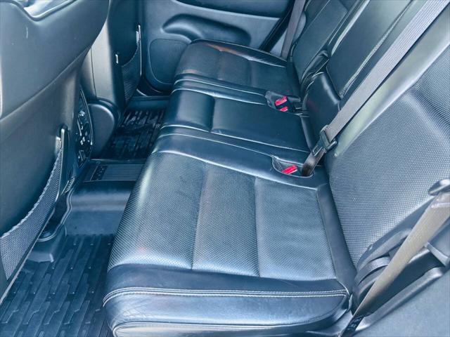used 2017 Jeep Grand Cherokee car, priced at $15,999