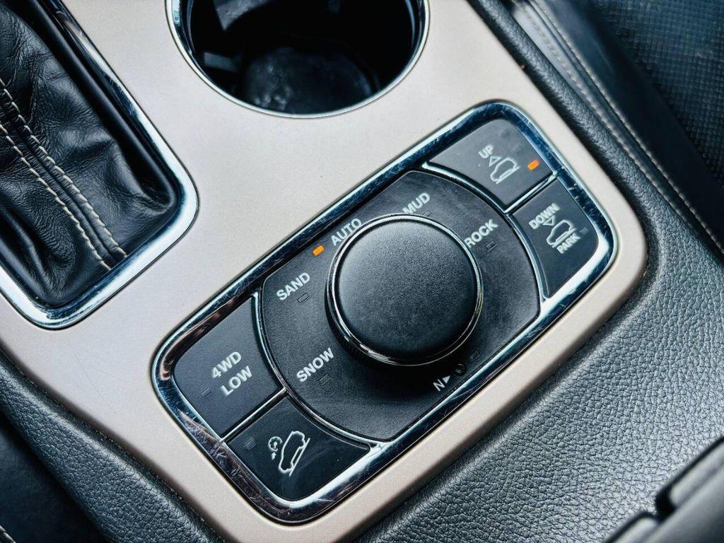 used 2017 Jeep Grand Cherokee car, priced at $15,799