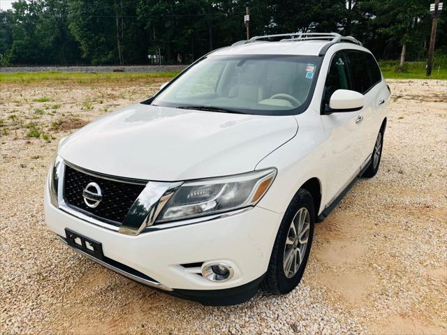 used 2013 Nissan Pathfinder car, priced at $9,899