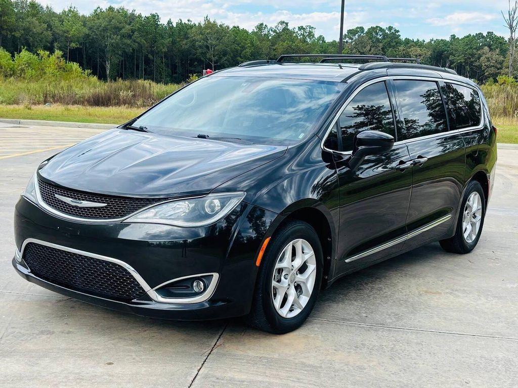 used 2017 Chrysler Pacifica car, priced at $10,999