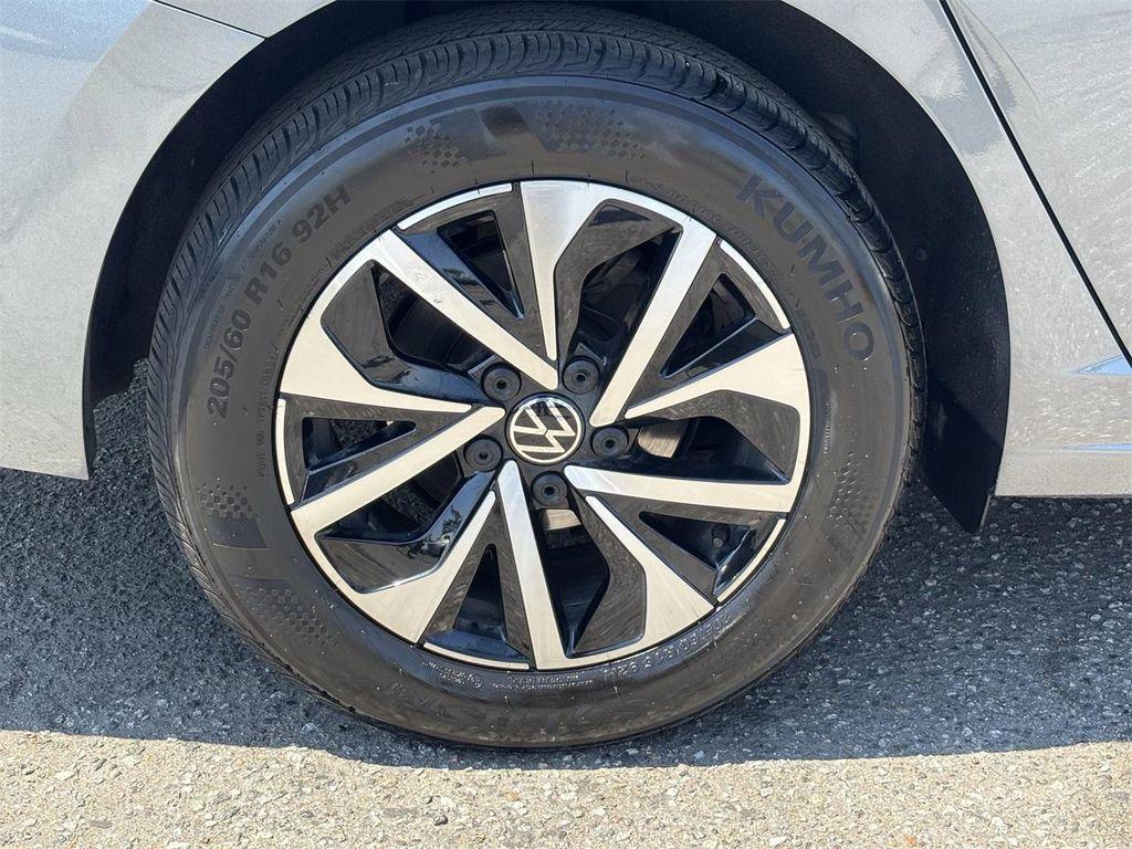 used 2024 Volkswagen Jetta car, priced at $17,491
