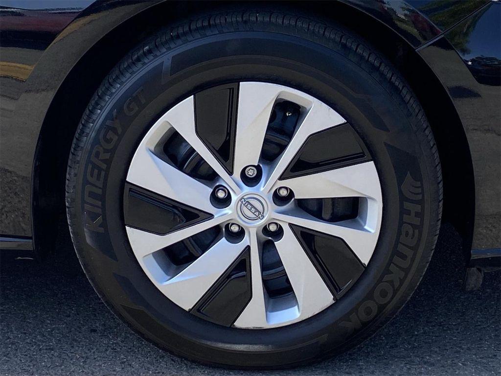 used 2025 Nissan Altima car, priced at $21,000