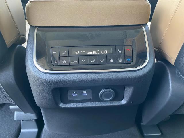 new 2025 INFINITI QX80 car, priced at $105,840