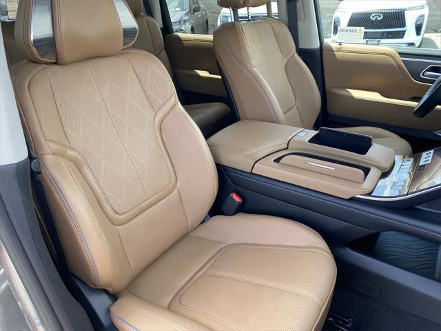 new 2025 INFINITI QX80 car, priced at $105,840