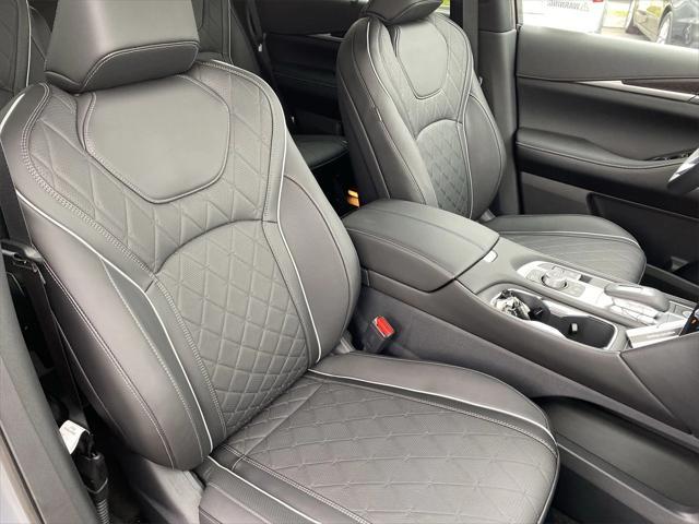 new 2025 INFINITI QX60 car, priced at $69,915