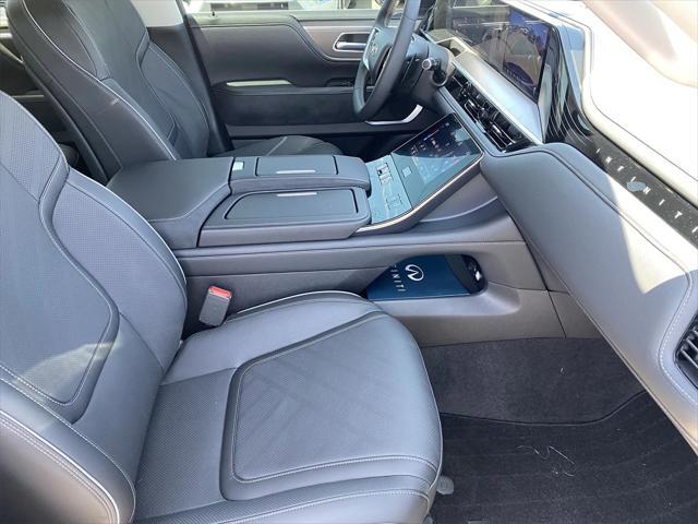 new 2025 INFINITI QX80 car, priced at $92,100