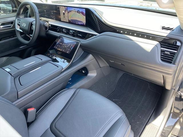 new 2025 INFINITI QX80 car, priced at $92,100