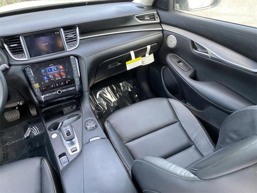 new 2025 INFINITI QX50 car, priced at $48,182