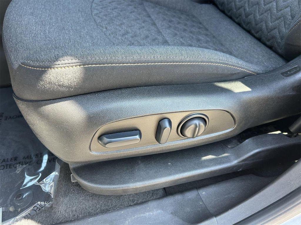 used 2023 Chevrolet Equinox car, priced at $17,500