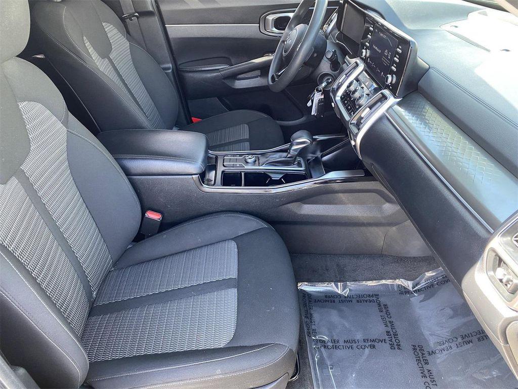 used 2022 Kia Sorento car, priced at $17,995