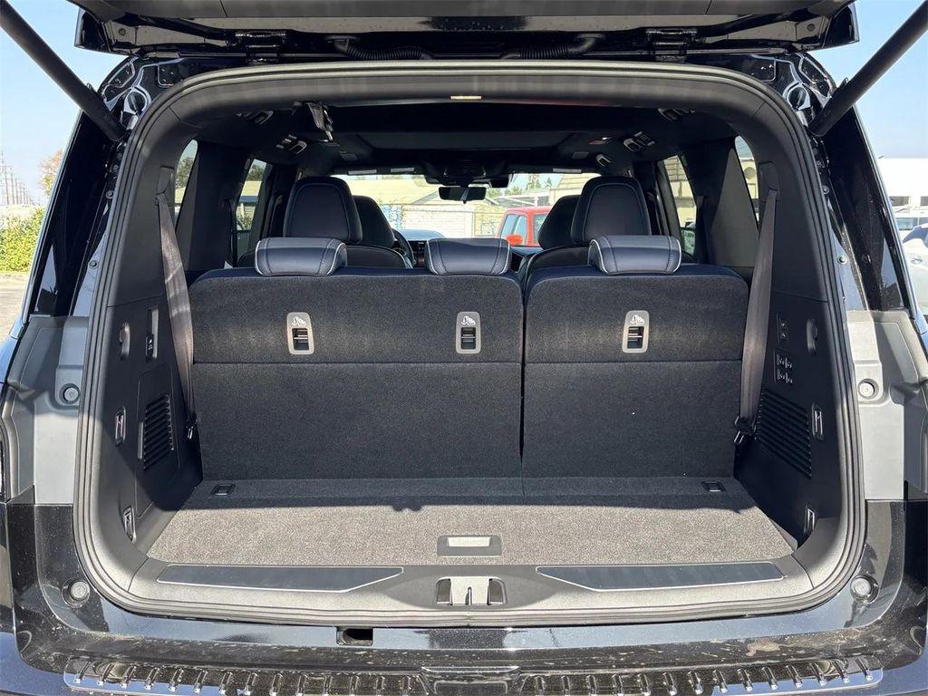 new 2026 INFINITI QX80 car, priced at $106,320