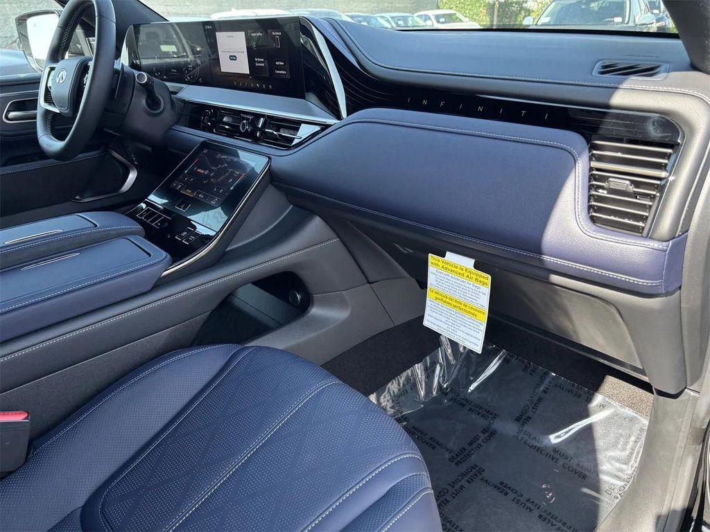 new 2026 INFINITI QX80 car, priced at $106,320