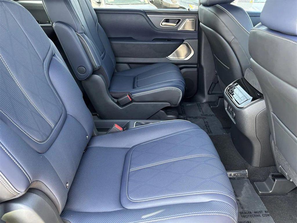 new 2026 INFINITI QX80 car, priced at $106,320