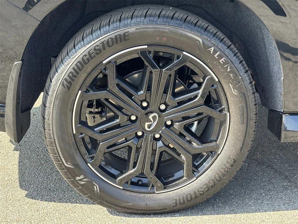 new 2026 INFINITI QX80 car, priced at $106,320