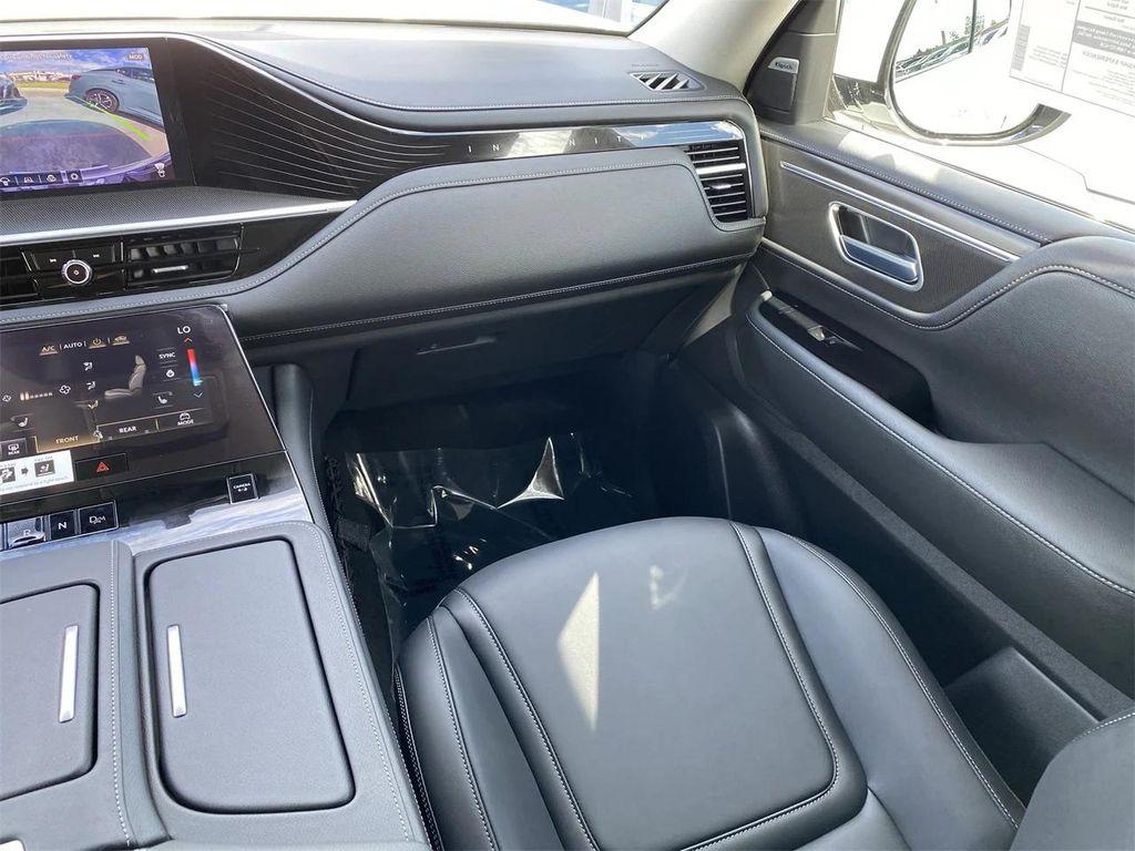 new 2026 INFINITI QX80 car, priced at $86,334