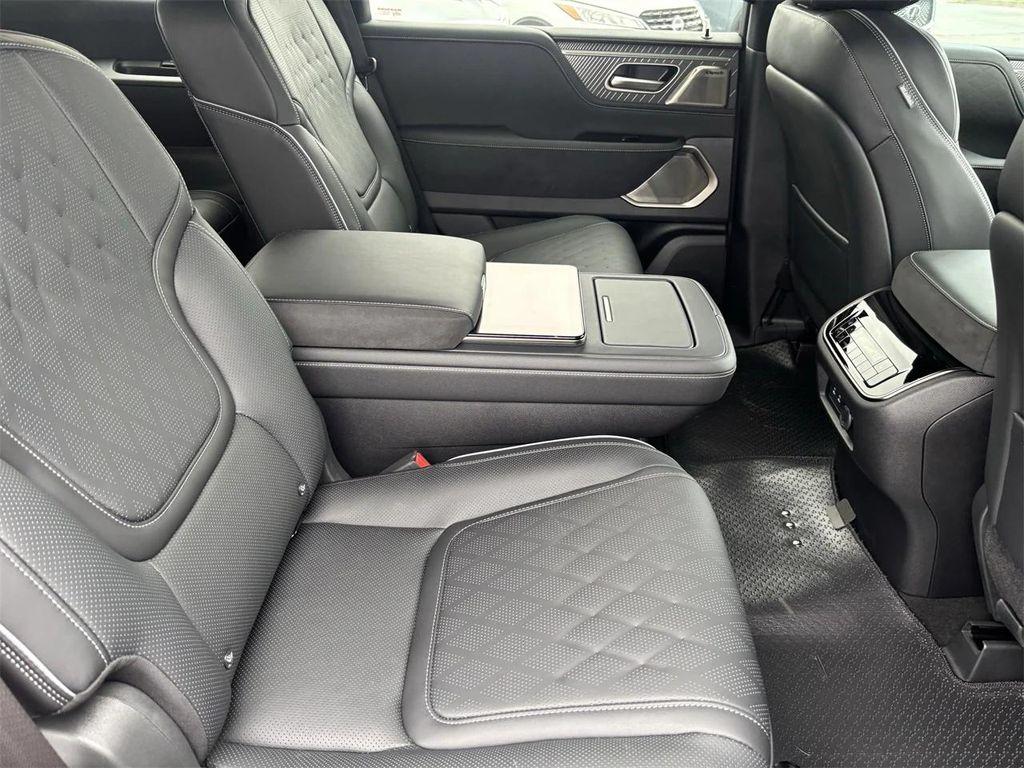 new 2025 INFINITI QX80 car, priced at $111,056