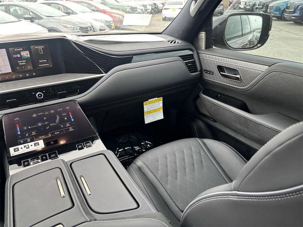 new 2025 INFINITI QX80 car, priced at $111,056