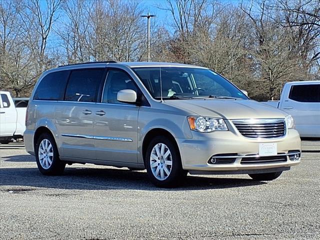 used 2016 Chrysler Town & Country car, priced at $11,798