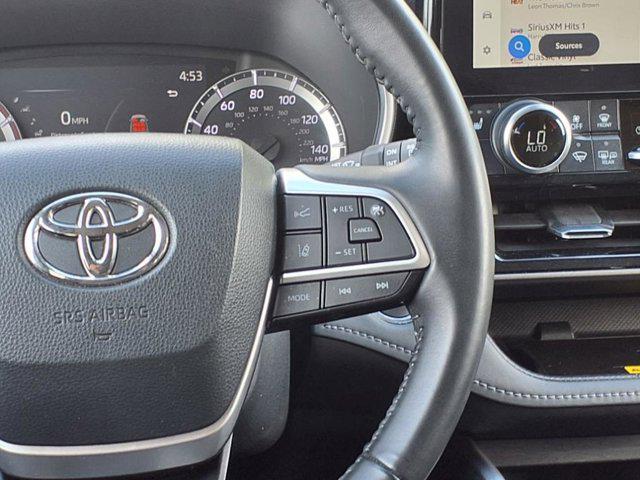 used 2023 Toyota Highlander car, priced at $38,198