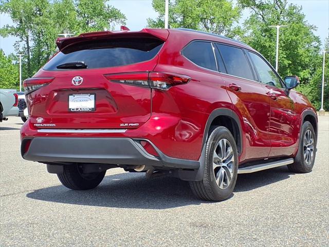 used 2020 Toyota Highlander car, priced at $30,763