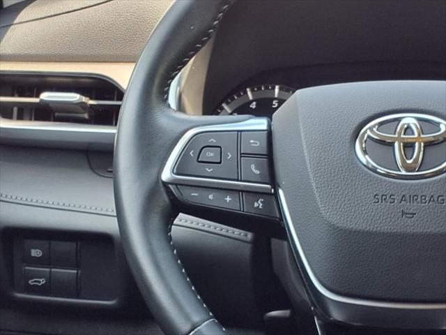 used 2020 Toyota Highlander car, priced at $30,763