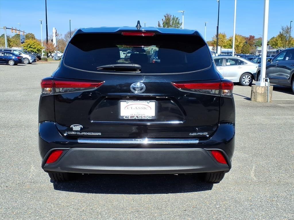 used 2022 Toyota Highlander car, priced at $26,457