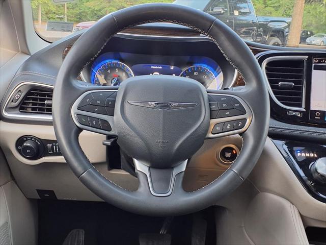 used 2023 Chrysler Pacifica car, priced at $27,898