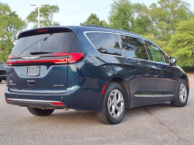 used 2023 Chrysler Pacifica car, priced at $27,898