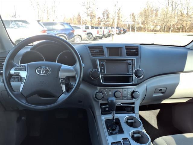 used 2013 Toyota Highlander car, priced at $18,798