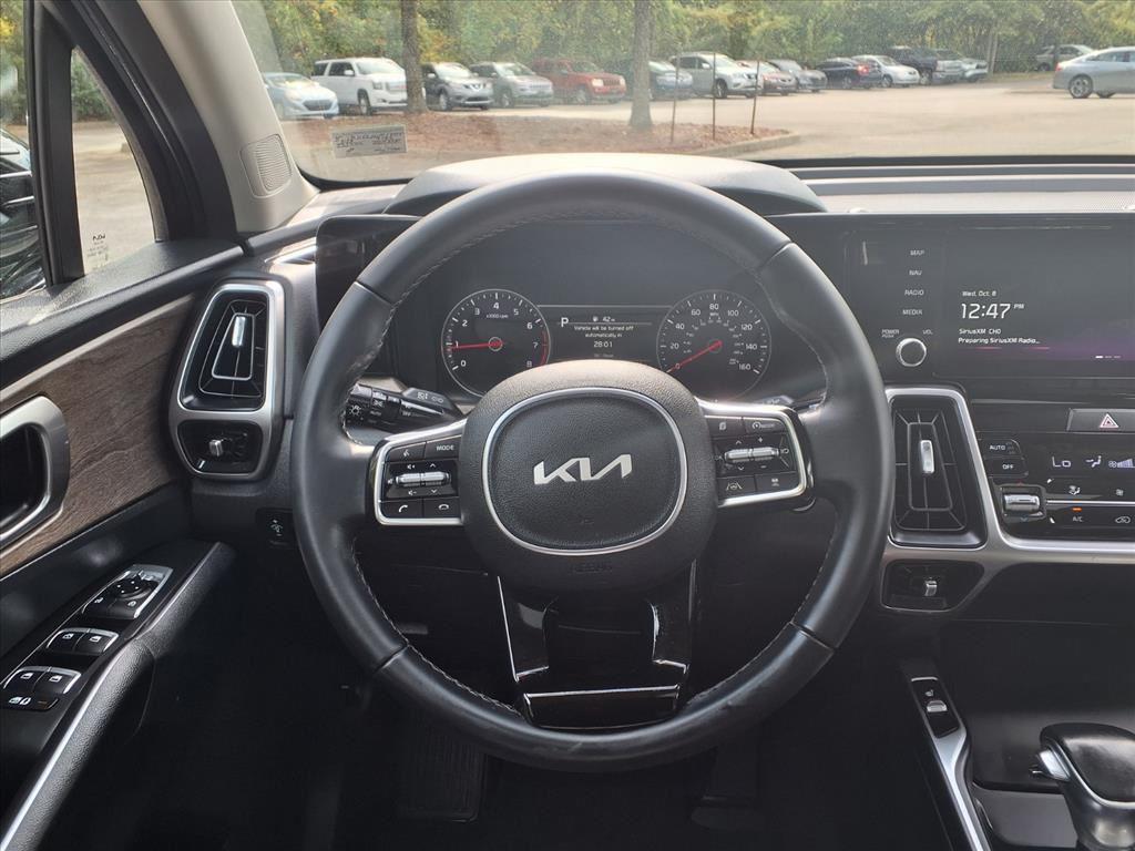 used 2023 Kia Sorento car, priced at $30,233